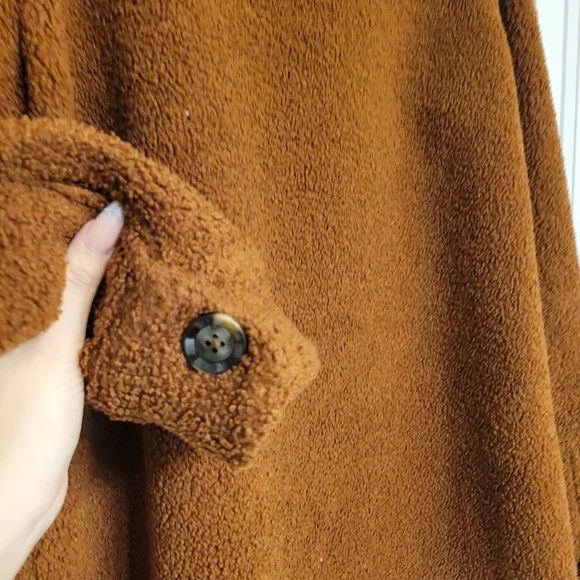 Teddy Style Coat - Picture 4 of 6